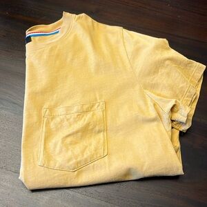 AYR pocket tee size small yellow
